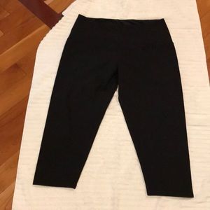 Ruby Ribbon Tummy Control Capris Black XXL